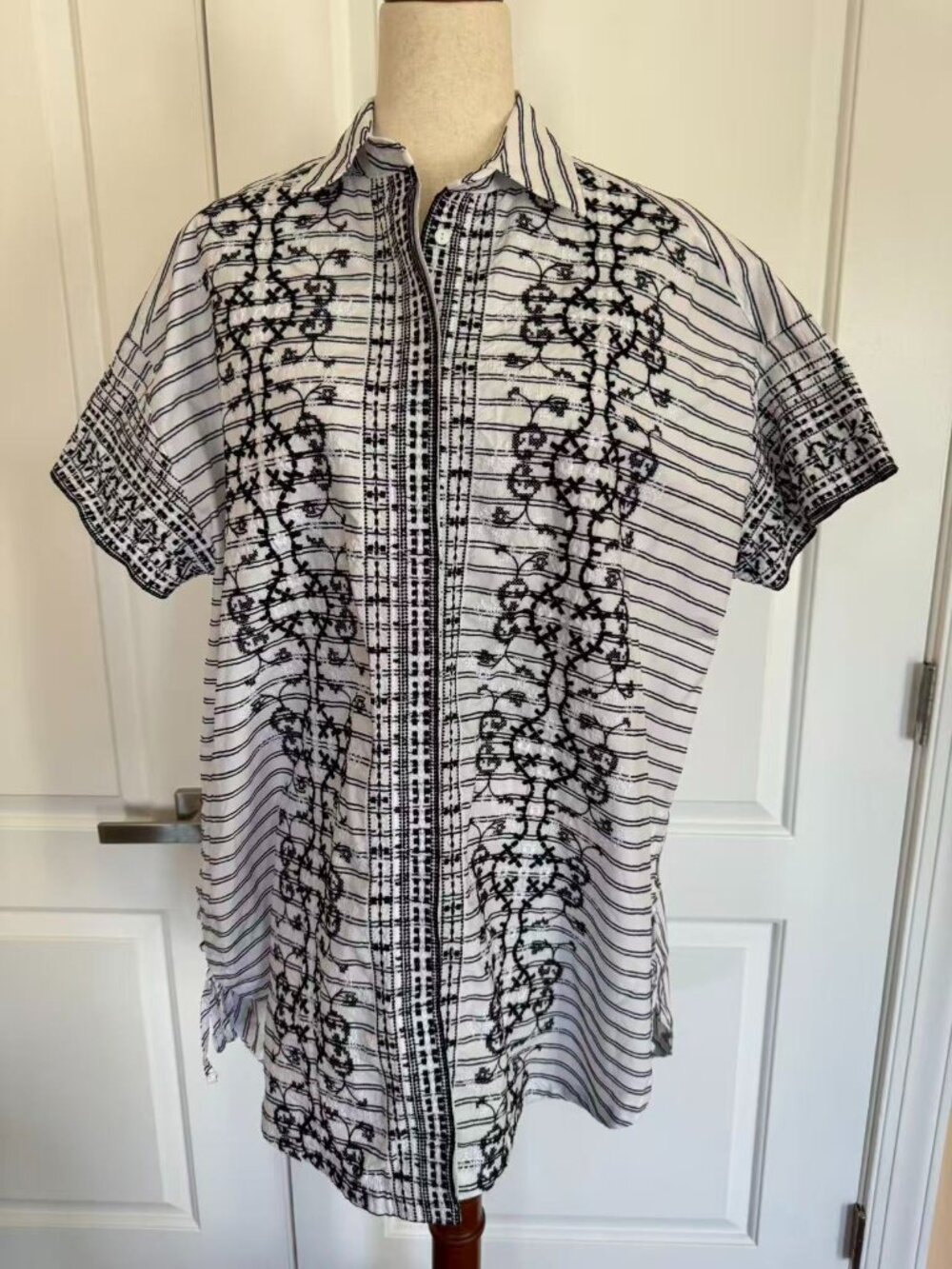Women Ermanno Scervino cotton Short sleeves shirt, Sz M